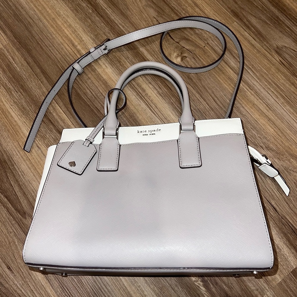 Gray and white Kate Spade shoulder bag